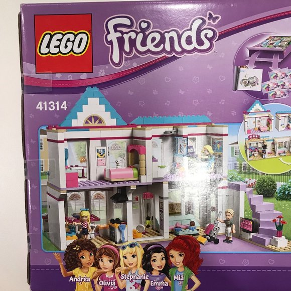 LEGO Friends Stephanie's House - Picture 5 of 8